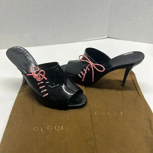 Gucci Heels Open Toe Mules Black Patent Leather Lace Up Pink Y2K Vintage 6.5